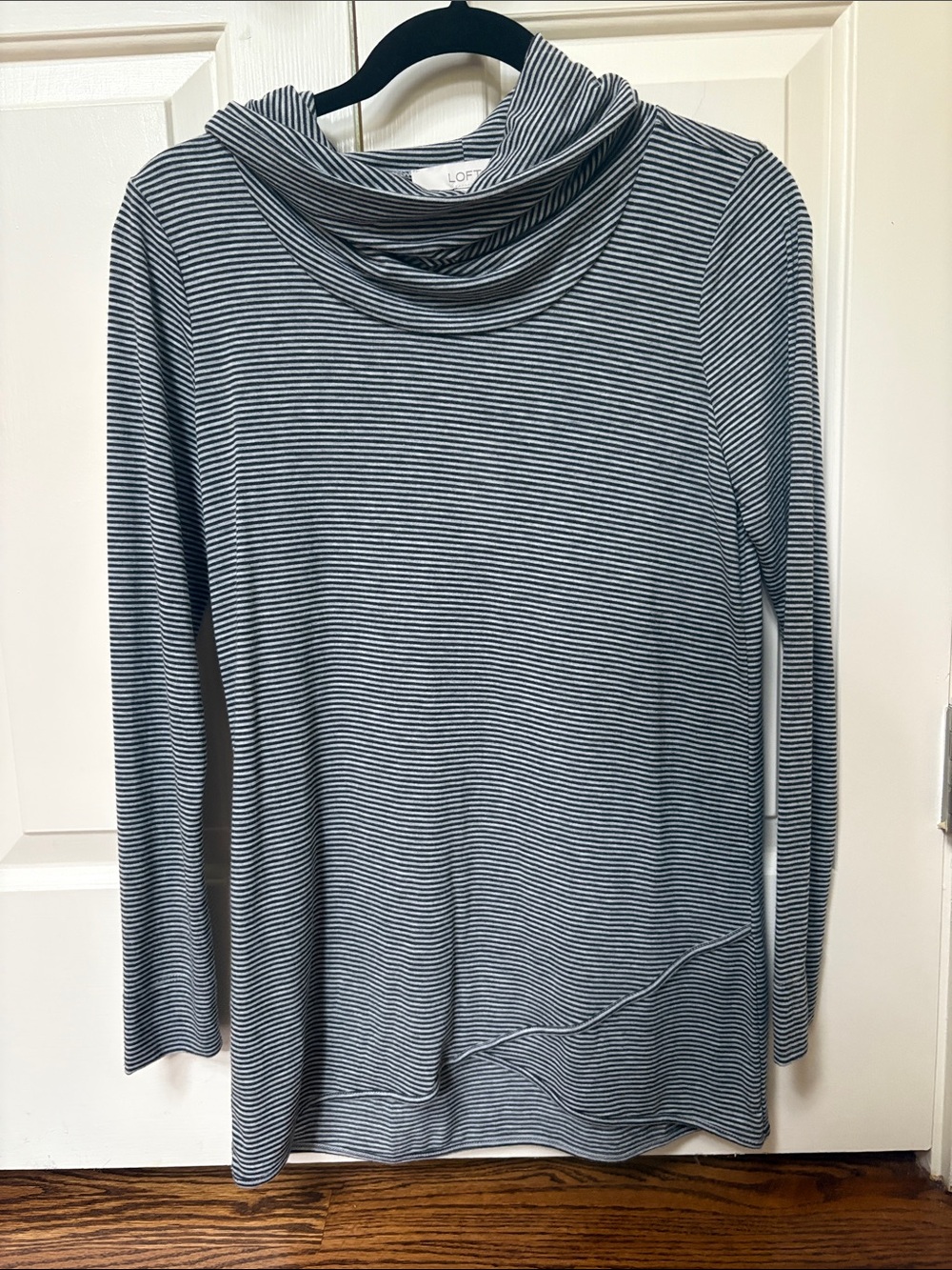 LOFT Black & White Striped Cowl Neck Long Sleeve Top - Picture 1 of 3